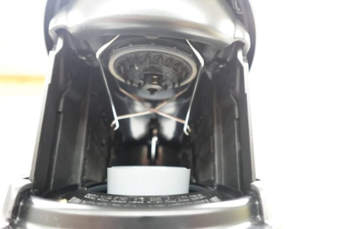 Nespresso Vertuo Plus Deluxe Coffee & Espresso Maker with Aeroccino Milk Frother - Image 8
