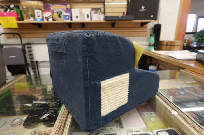 2-Step Dog & Cat Ramp Pet Step / Stairs for Bed, Couch, Sofa in Navy - Image 3