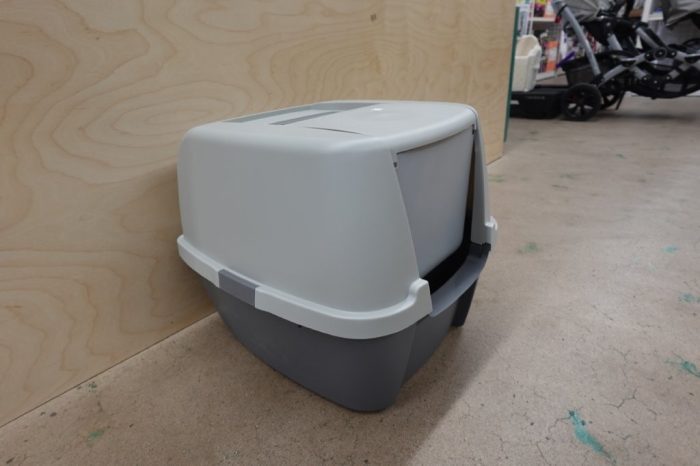 Covered Cat Litter Box with Front Door Flap and Scoop in Dark Gray - Image 2