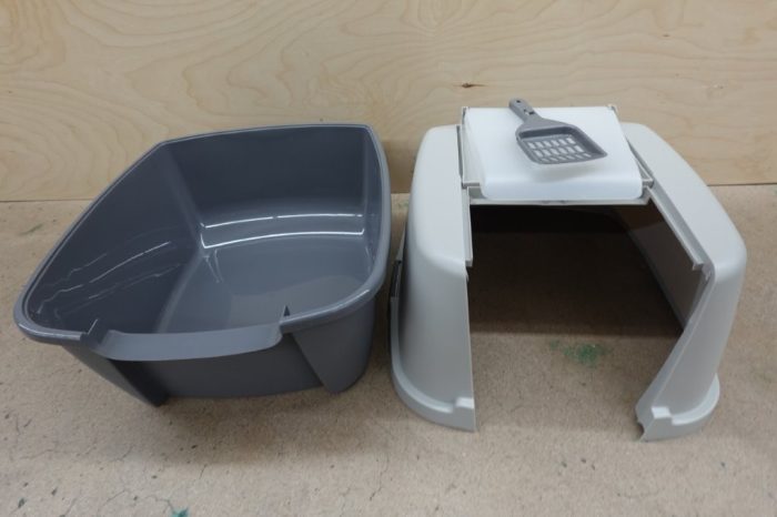 Covered Cat Litter Box with Front Door Flap and Scoop in Dark Gray - Image 6