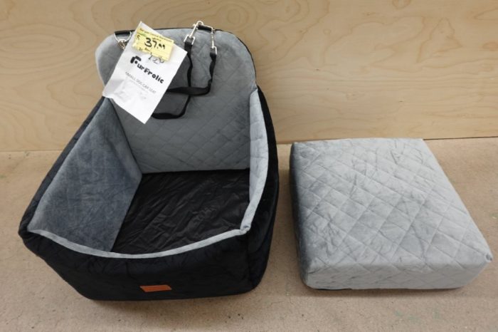 Memory Foam Pet Booster Seat with Detachable Washable Cover - Image 3