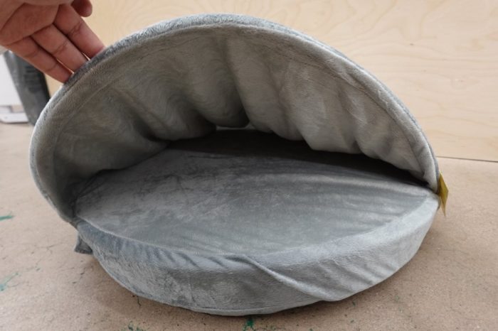 Furhaven 26" Round Orthopedic Bed for Medium/Small Dogs - Silver Gray - Image 3