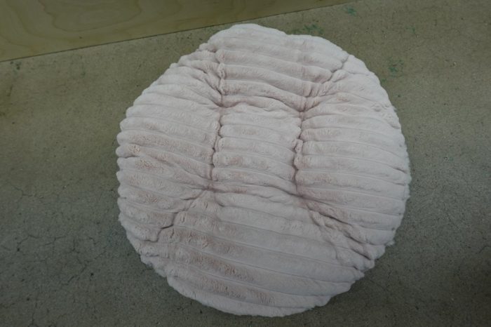 BALANCE Cat Plush Faux Fur Bed with Anti-Slip Bottom - Pink - Image 7