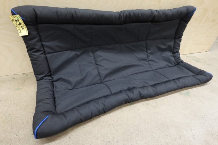 Miguel 900D Oxford Outdoor Waterproof Dog Crate Bed for up to 80lbs - Black - Image 3