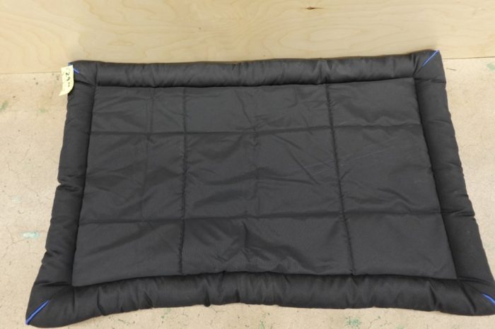 Miguel 900D Oxford Outdoor Waterproof Dog Crate Bed for up to 80lbs - Black - Image 2