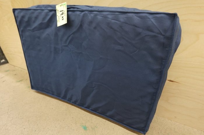 Outdoor Waterproof Bed for Medium Dogs With Oxford Cooling Cover - Navy Blue - Image 4