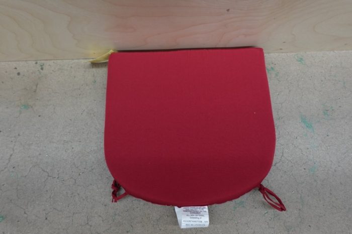 Downluxe Foam Outdoor Patio Dining Chair Seat Cushion, 17"x16"x2" - Burgundy - Image 4