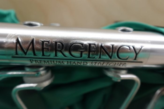 Folding Stretcher Aluminum Alloy Gurney with Handles and Rubber Feet - Green - Image 6