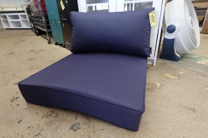 AAAAAcessories Outdoor Deep Seat Patio Furniture Cushions Replacement in Navy Blue - Image 3