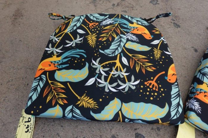 HARBOREST Outdoor Patio Dining Chair Seat Cushion w/ Ties in Philomel - Image 4