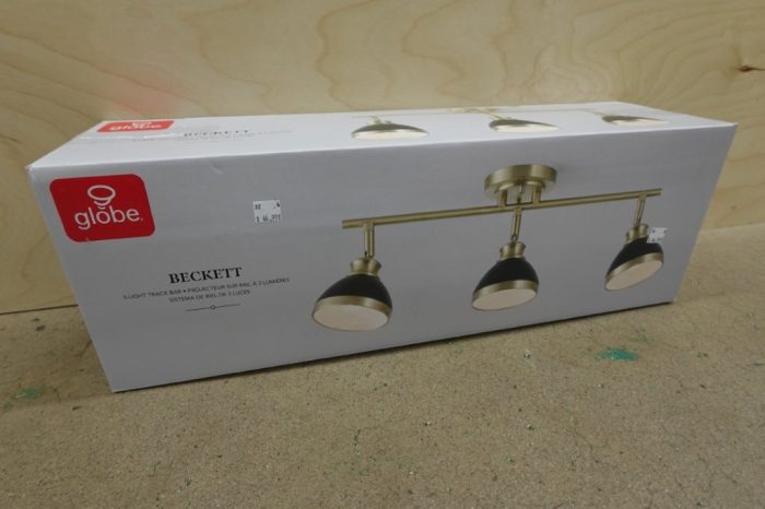 GLOBE Electric 22" 3-Light Track Lighting Gold Black Light Fixture - Image 3