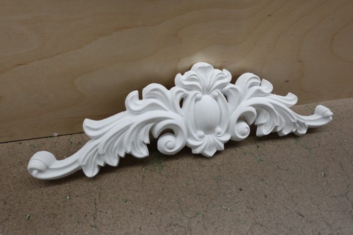 Ekena Millwork 3/4 in. x 16-1/8 in. x 4-3/8 in. Polyurethane Cole Onlay - Image 3