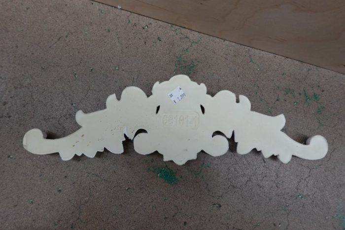 Ekena Millwork 3/4 in. x 16-1/8 in. x 4-3/8 in. Polyurethane Cole Onlay - Image 6
