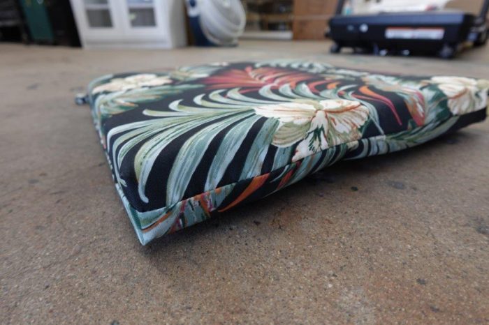 Arden 19 x 18 Outdoor Patio Dining Chair Cushion Simone in Black Tropical - Image 3