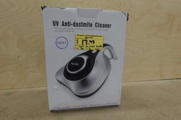 Housmile UV Mattress / Bed Vacuum Cleaner in Silver and Black - Image 2