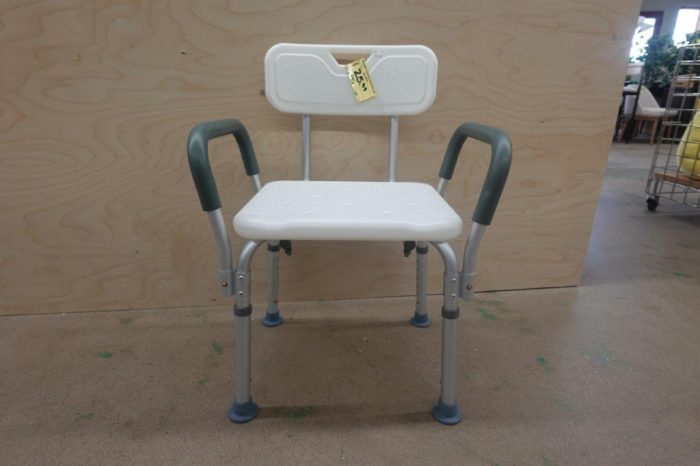 Medline Shower Chair with Backrest and Padded Armrests - Sits up to 350 lb. - Image 2