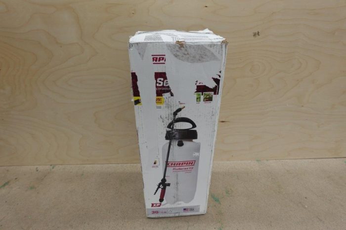 Chapin ProSeries 3 Gallon Poly Sprayer Yard and Garden Tank in Translucent White - Image 2