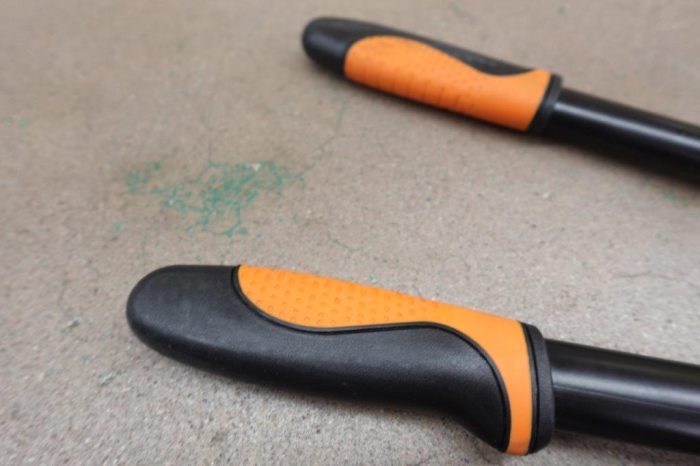 Fiskars 28-Inch Power-Lever Garden Bypass Lopper and Tree Trimmer - Image 5