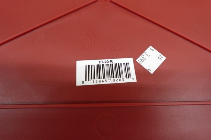 Stackable Cafeteria / Fast Food Plastic Tray with Cupholders 17" x 14" - Red - Image 4