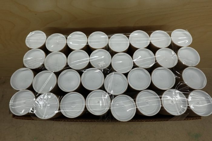 AVIDITI Cardboard Tubes with Caps 20"L x 2.5"W x 2.5"H - 32 Pack - Image 4