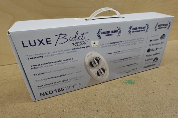 LUXE Bidet NEO 185 - Self-Cleaning Dual Nozzle Non-Electric Bidet - White - Image 6