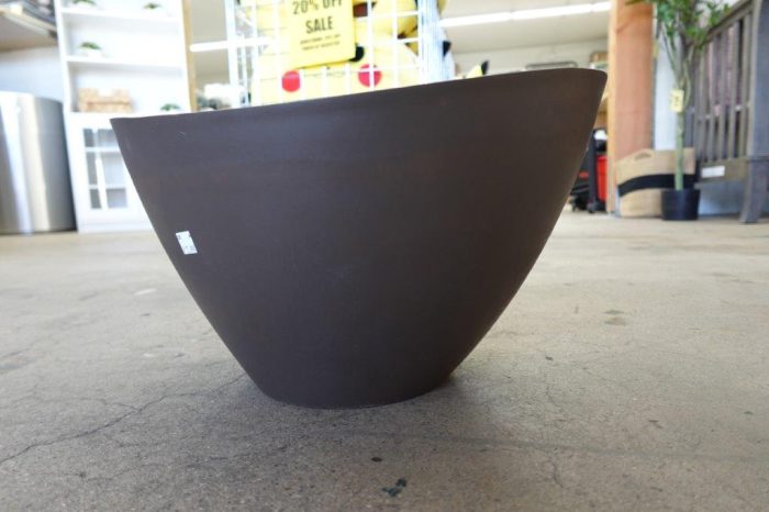 Composite Curved Planter Pot – No Drainage Hole (Drillable) - Chocolate Brown - Image 2