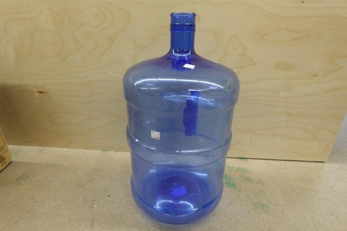 Brio B.P.A. Free 5 Gallon Plastic Crown Cap Reusable Water Bottle Container - Blue - Image 3