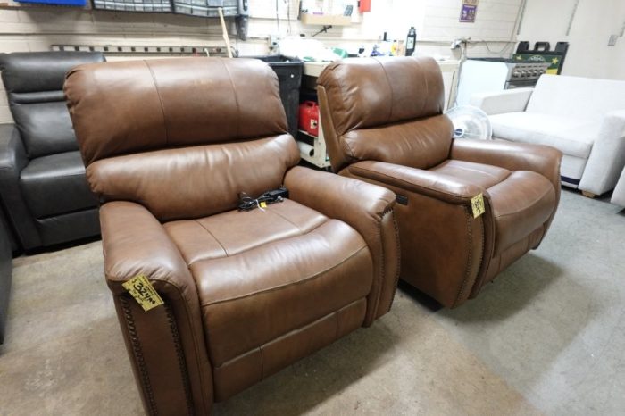 Barcalounger Presley Leather Power Rocker Glider Recliner with Power Headrest - Image 2