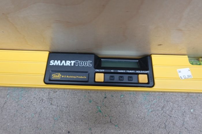 M-D Building Products 92296 SMARTTOOL® 48 Inch Digital Level - Image 6