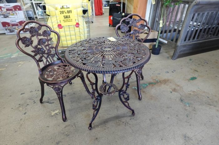 Oakland Living 3-Piece Rose Bistro Set with 23.5" Table - Image 8