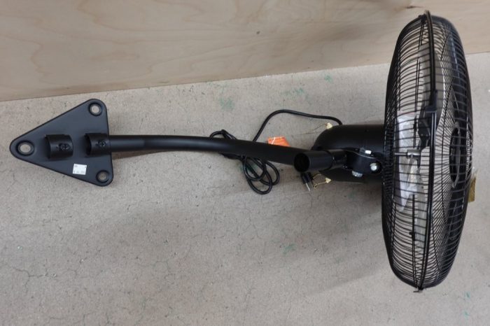 VEVOR 18 inch Wall Mount Fan Oscillating 3-speed High Velocity Max - Image 5