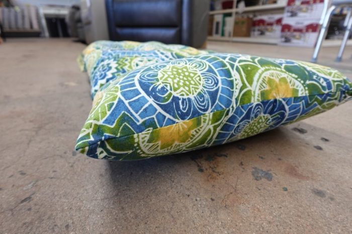 Pillow Perfect Patio Indoor/Outdoor Omnia Lagoon Swing/Bench Cushion - Blue Patterned - Image 5