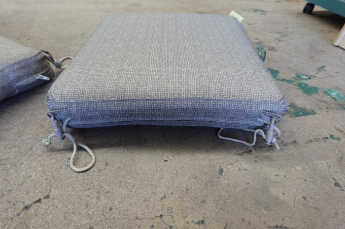 Duck Covers Weekend Water-Resistant Outdoor Patio Dining Seat Cushion - Grey Patterned - Image 3
