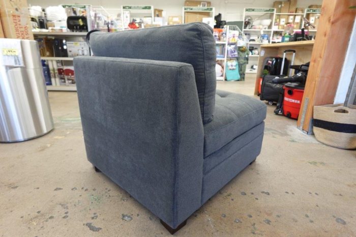 Thomasville Tisdale Armless Storage Chair - Image 7