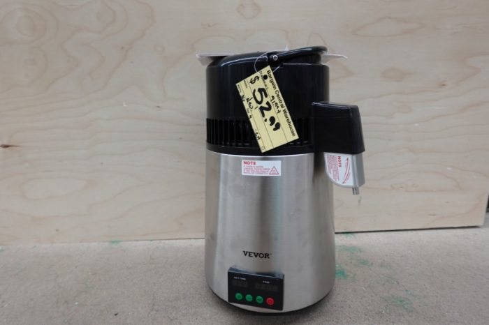 VEVOR 1.1 Gal Stainless Steel Water Distiller with Glass Carafe - Image 2