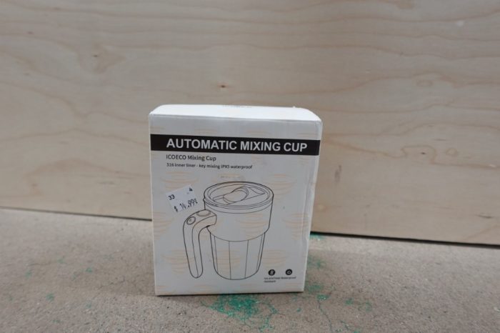 ICOECO Self-Stirring Magnetic Coffee Cup, Rechargeable - Image 5