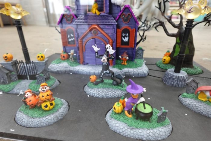 Disney Pre-Lit Animated Halloween Village, 9-Piece Set - Image 4