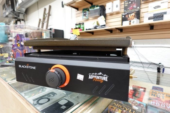 Blackstone Adventure Ready 17″ Single‑Burner Tabletop Griddle - Image 3