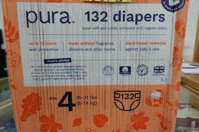 Pura Sensitive Soft Sustainable Baby Diapers, Size 4, 132 Count - Image 3