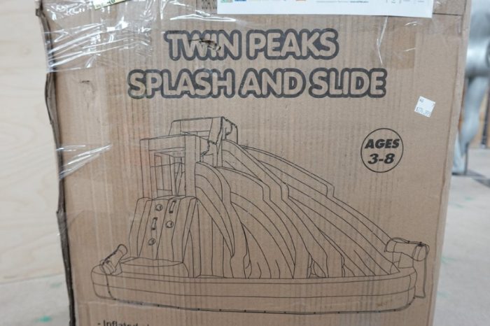 Sportspower Twin Peaks Splash n’ Slide - Image 4