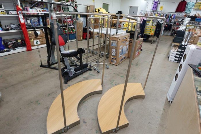Curved Industrial Clothing Rack Store Display - Image 2