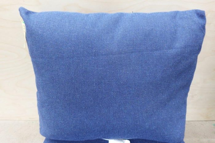 Better Homes & Gardens 24" x 24" Premium Navy Outdoor Deep Seat Cushion Set - Image 5