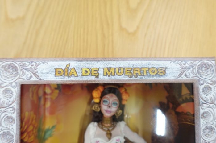 Día de Muertos Collectible Doll - Image 7