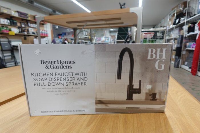 Better Homes & Gardens Pull-Down Kitchen Faucet with Soap Dispenser - Matte Black - Image 3