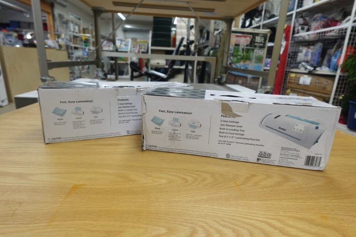 Scotch Craft Thermal Laminator (9" width) with 2 Letter‑Size Pouches - Image 4