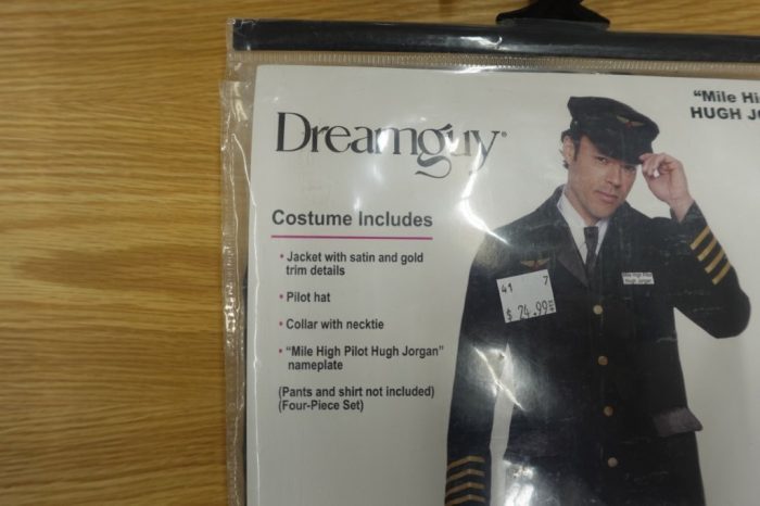 Mile High Pilot Hugh Jorgan Costume - Image 4