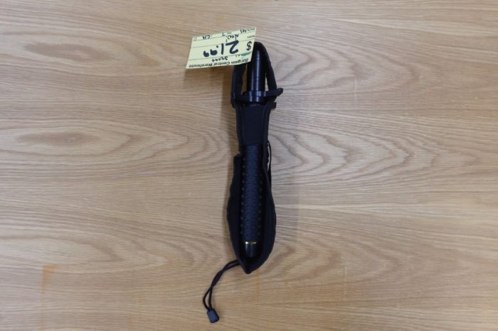 Portable Retractable Hiking Stick & Walking Pole (Black, 32 ") - Image 3