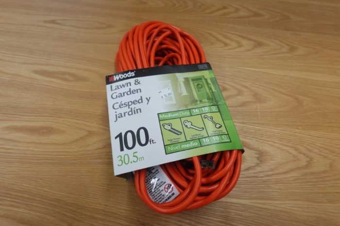 Woods 100 ft 16‑Gauge SJTW Outdoor Extension Cord - Image 4