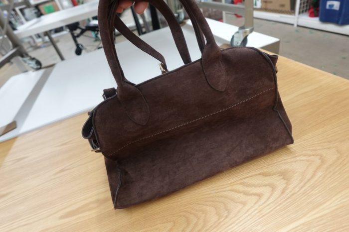 Time and Tru Women’s Sage Satchel Soft Faux Suede Tote Bag (Chocolate) - Image 6