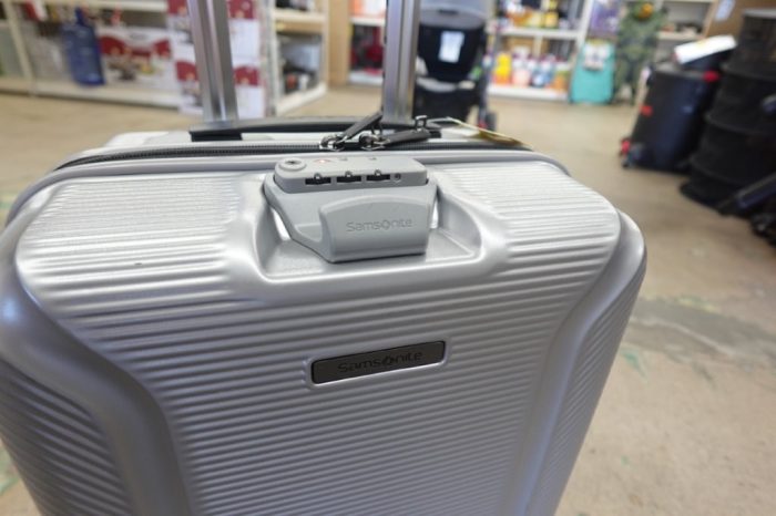 Samsonite Element XLT 2‑Piece Hardside Set (Silver) - Image 9